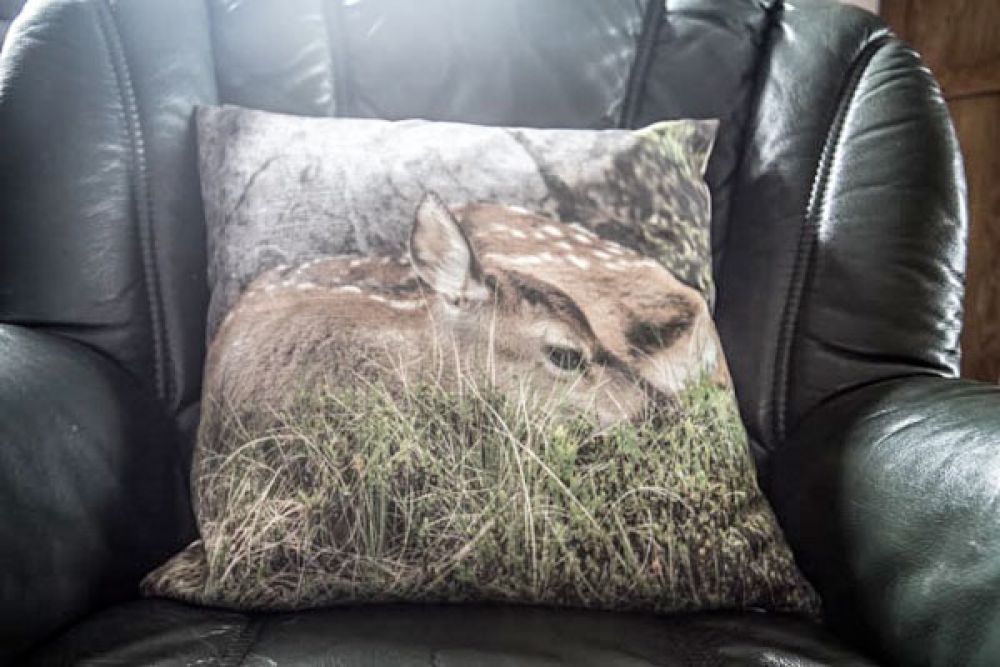 deer-calf-cushion-cover-large.jpg