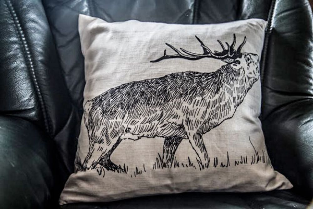 stag-cushion-large.jpg